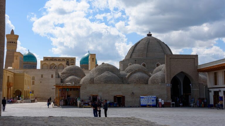 Özbekistan & Kazakistan Turu Rotası İzmir Hareketli Sunexpress Havayolları İle 7 Gece