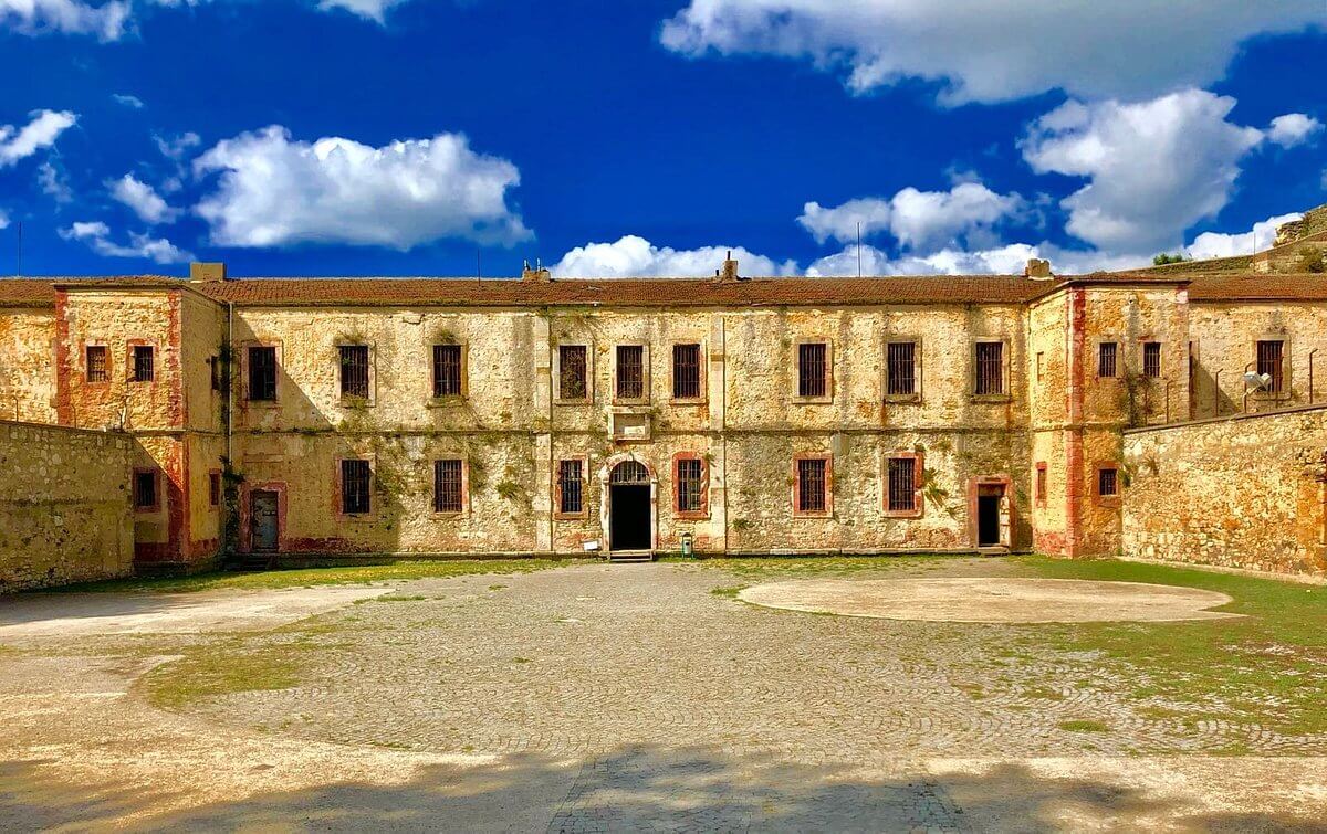 Prestij Otobüsle Karadeniz Yaylalar ve Batum Turları (6 Gece Otel)