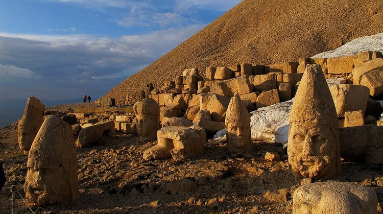 Kasım Ara Tatili, Uçakla Butik Gap Turu ( Diyarbakır başlar, Mardin biter )